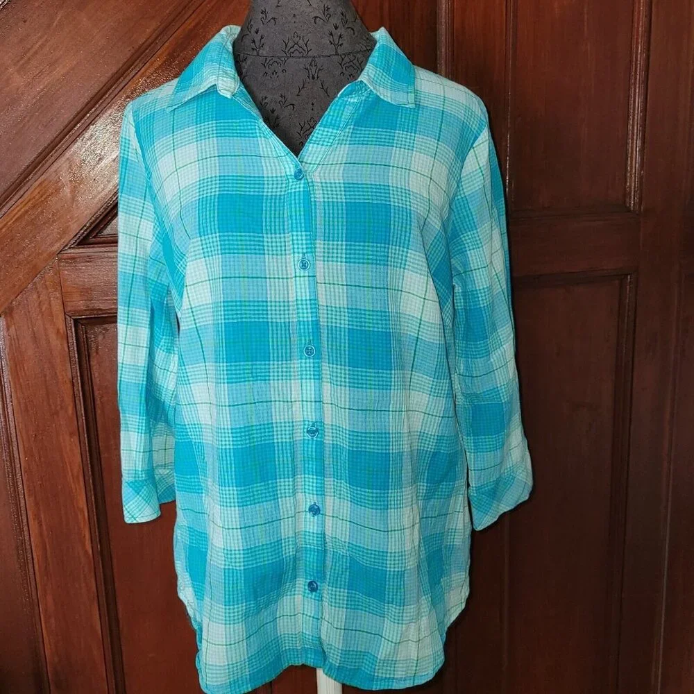 Christopher & Banks Blue Plaid Shirt 3/4 Sleeve Women's Size Medium - Picture 1 of 4